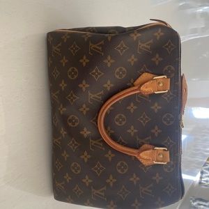 Speedy bag 2007. Barely used, some aging.